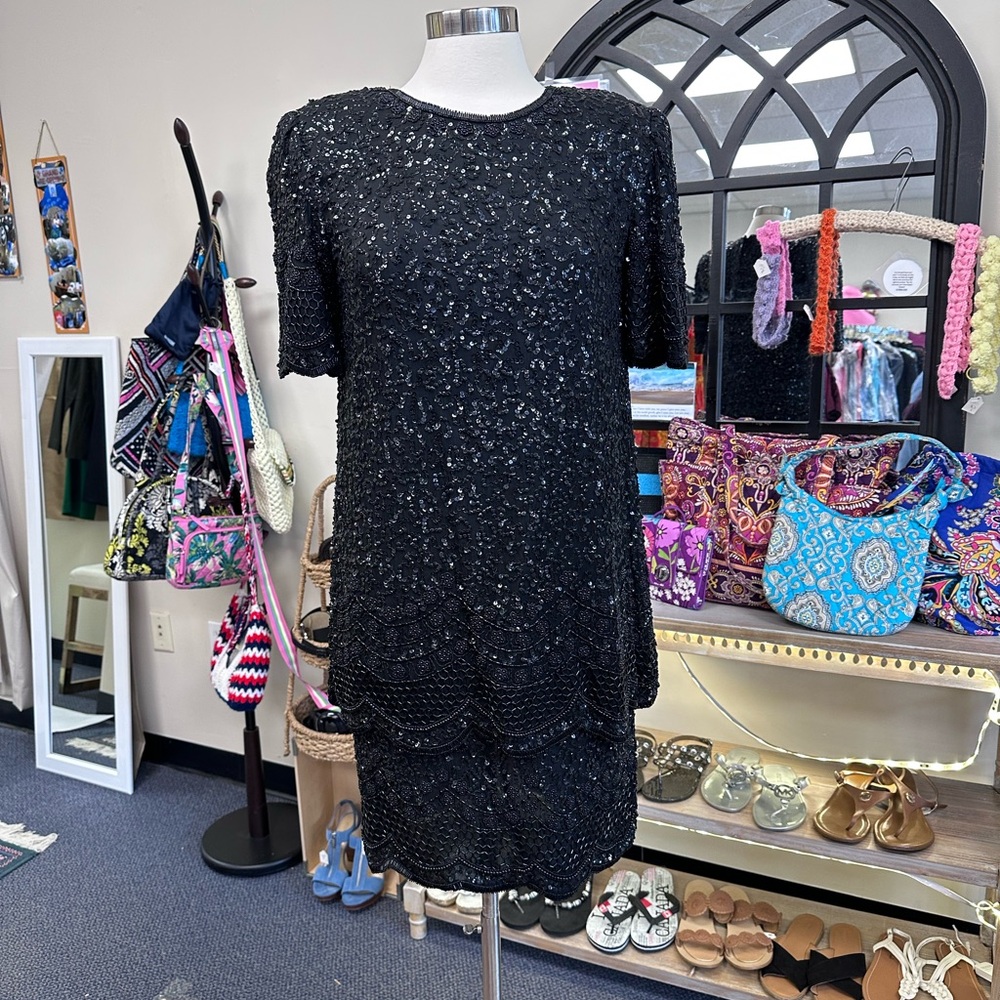Women’s Brilliante by J.A.tiered Black 100% silk Sequin dress Size Med-LIKE NEW!